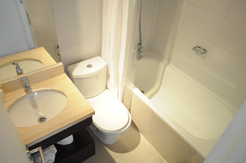 סנטיאגו Kennedy Apartments Los Militares מראה חיצוני תמונה